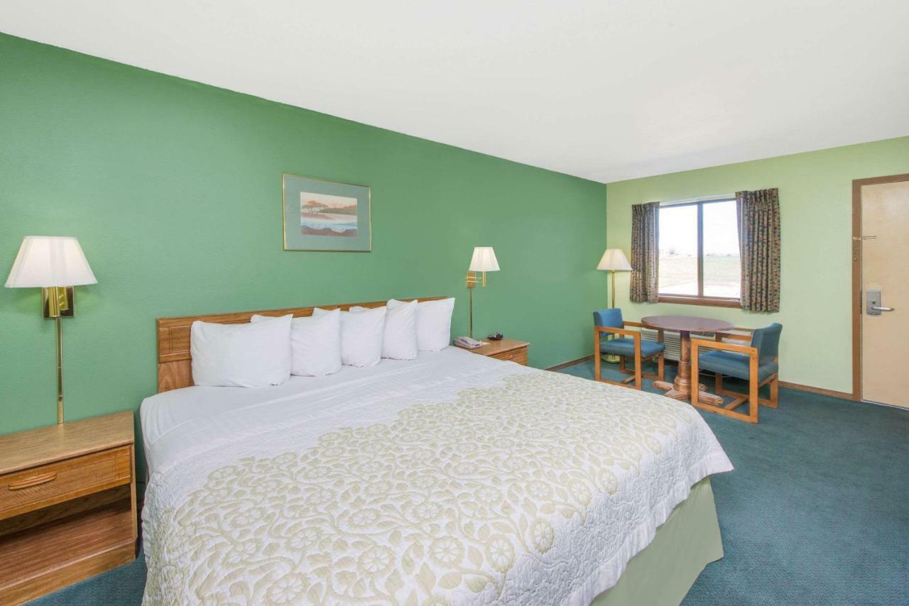 Days Inn By Wyndham Mountain Grove Экстерьер фото